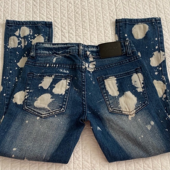 2/$25 Red Rivet Bleached, Destroyed Jeans. Size 1 - Picture 4 of 8